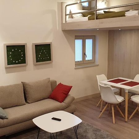 Old Buda Studio Apartment Budapest Exteriör bild